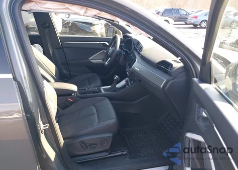 2025 Audi Q3 Premium 45 Tfsi S Line Quattro Tiptronic z USA, uszkodzony, nr VIN WA1DECF3XS1044651